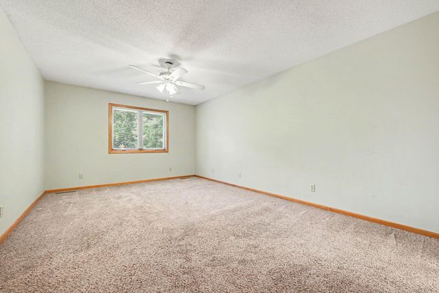 3850 Jamestown Curve, Woodbury, MN 55129