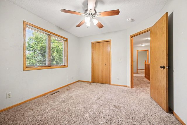 3850 Jamestown Curve, Woodbury, MN 55129