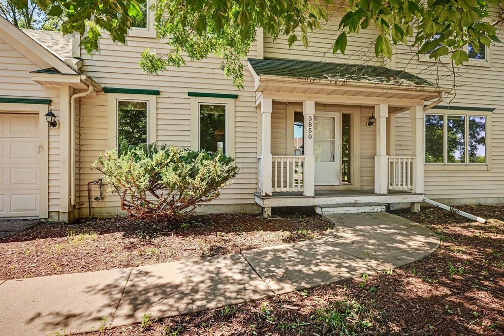 3850 Jamestown Curve, Woodbury, MN 55129 — photo 3