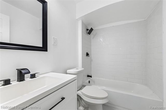 18263 Patton Street, Detroit, MI 48219