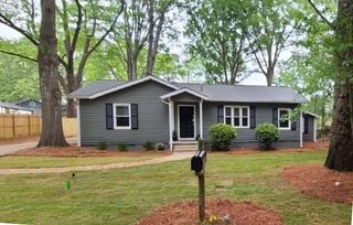 1929 Hazelwood SE Drive, Marietta, GA 30067