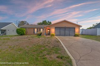 3040 Dumas Avenue, Spring Hill, FL 34609