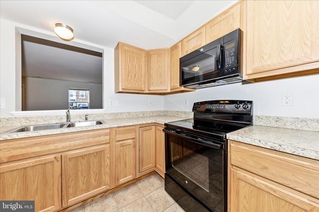 35 FAST VIEW DR, Martinsburg, WV 25404