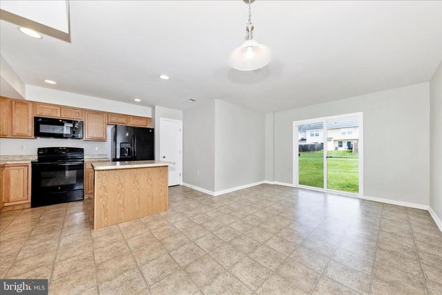 35 FAST VIEW DR, Martinsburg, WV 25404