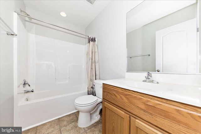 35 FAST VIEW DR, Martinsburg, WV 25404