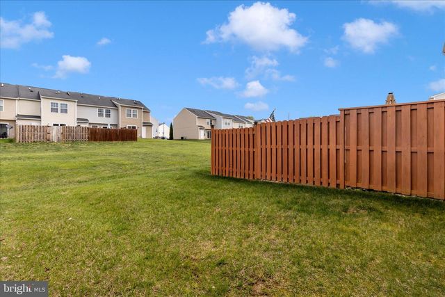 35 FAST VIEW DR, Martinsburg, WV 25404