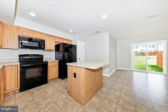 35 FAST VIEW DR, Martinsburg, WV 25404