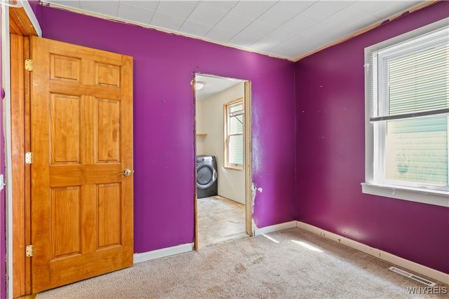 275 Pine Street, Lockport City, NY 14094