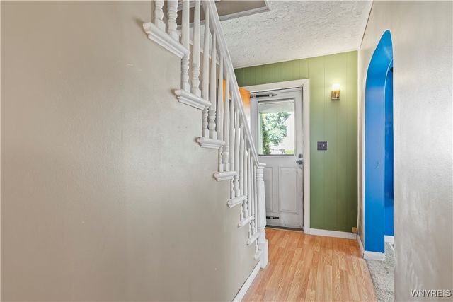 275 Pine Street, Lockport City, NY 14094