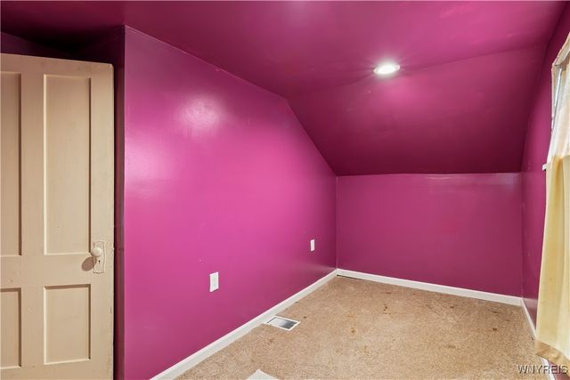 275 Pine Street, Lockport City, NY 14094