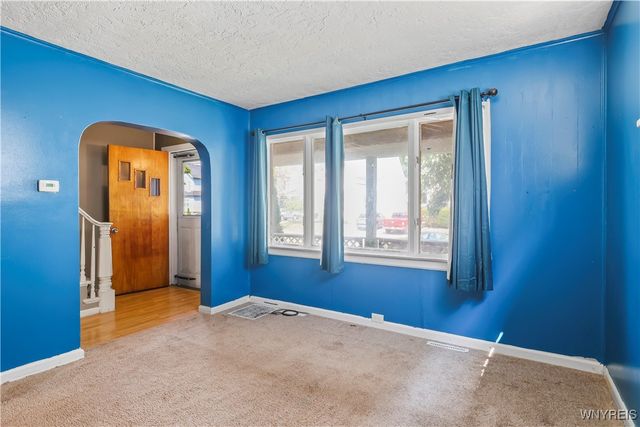 275 Pine Street, Lockport City, NY 14094