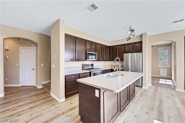 1804 Snow Spring Lane, Las Vegas, NV 89134