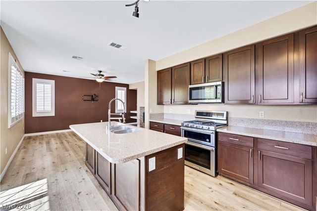 1804 Snow Spring Lane, Las Vegas, NV 89134