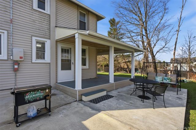 2 Whitfield Road, Accord, NY 12404