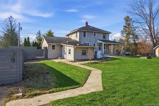 2 Whitfield Road, Accord, NY 12404