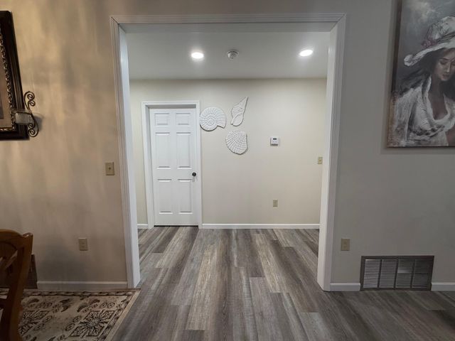 208 S Delaware Court, Fulda, MN 56131