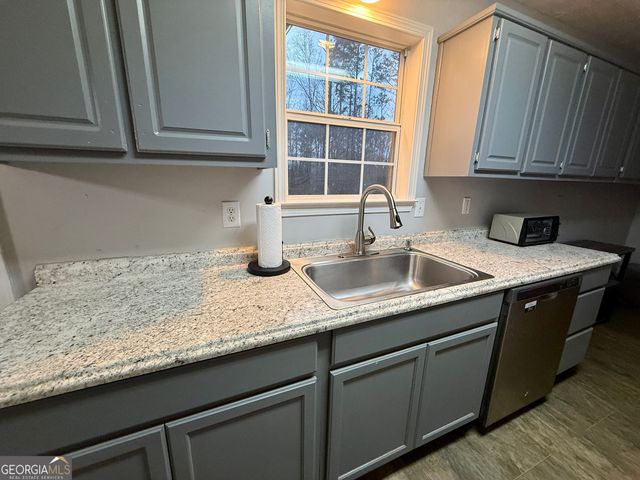 215 Seminary Ridge, Griffin, GA 30224