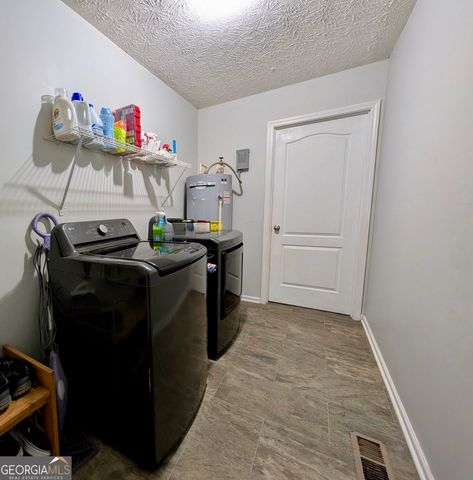 215 Seminary Ridge, Griffin, GA 30224