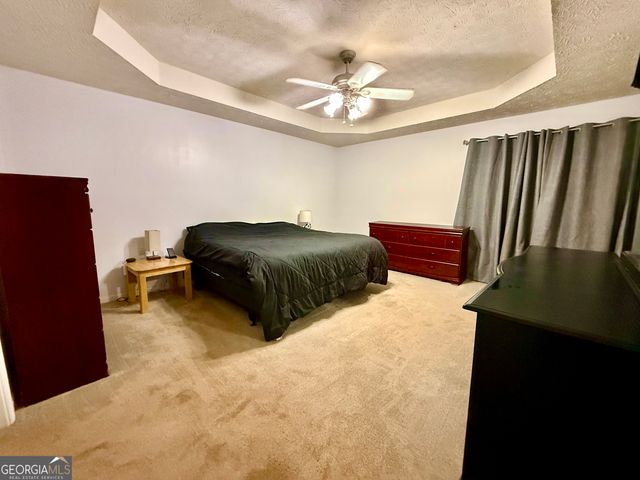 215 Seminary Ridge, Griffin, GA 30224