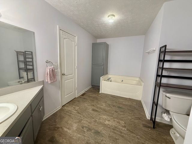 215 Seminary Ridge, Griffin, GA 30224