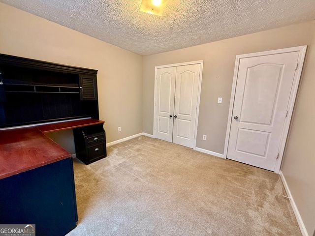 215 Seminary Ridge, Griffin, GA 30224