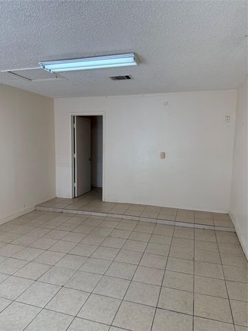 12800 Chromite ST B, Austin, TX 78727