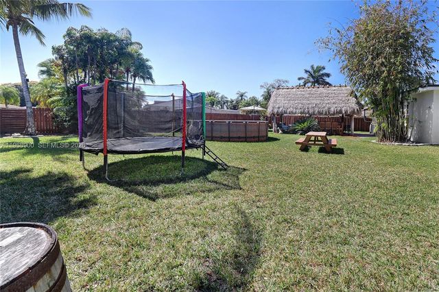 9000 SW 184th Ter, Cutler Bay, FL 33157