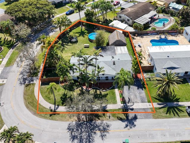 9000 SW 184th Ter, Cutler Bay, FL 33157