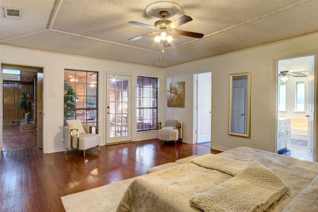 2918 Apple Valley Drive, Garland, TX 75043