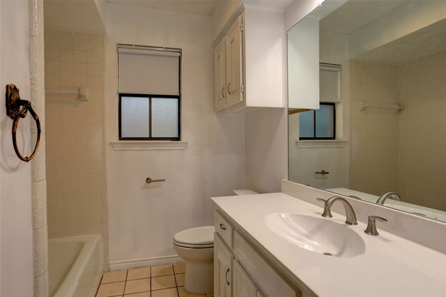 2918 Apple Valley Drive, Garland, TX 75043