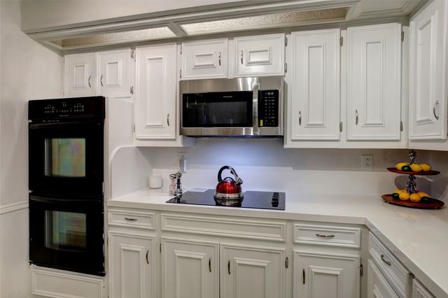 2918 Apple Valley Drive, Garland, TX 75043