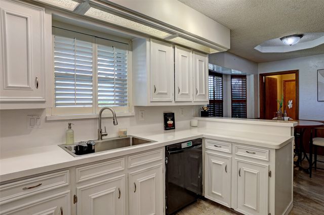 2918 Apple Valley Drive, Garland, TX 75043