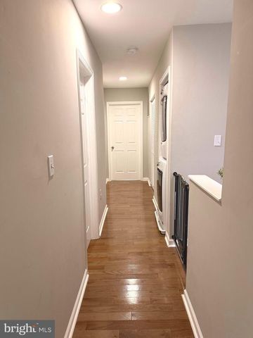 1319 49TH ST NE, Washington, DC 20019