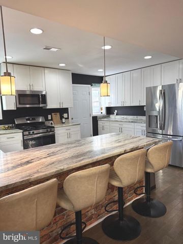 1319 49TH ST NE, Washington, DC 20019