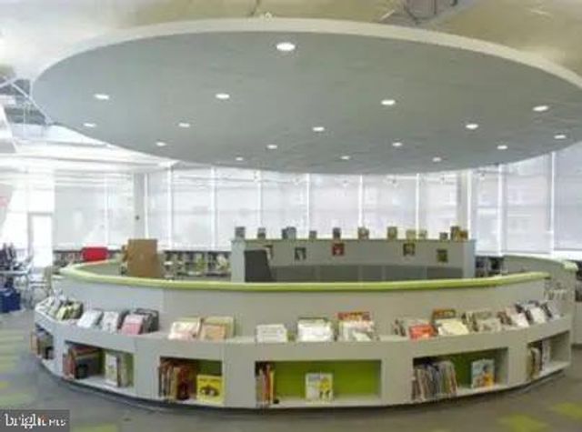 1319 49TH ST NE, Washington, DC 20019