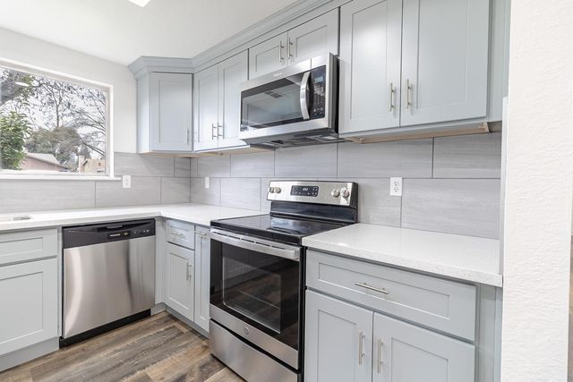 1128 Diablo Ave, Modesto, CA 95358