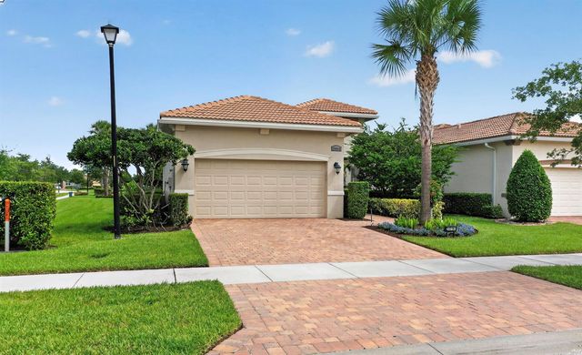 20016 SW Caserta Way, Port St. Lucie, FL 34986