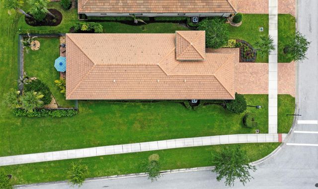 20016 SW Caserta Way, Port St. Lucie, FL 34986