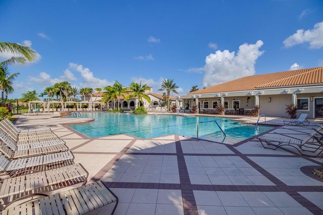 20016 SW Caserta Way, Port St. Lucie, FL 34986