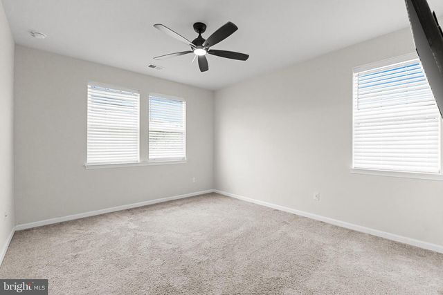 2 NAPLES LN, Mount Laurel, NJ 08054