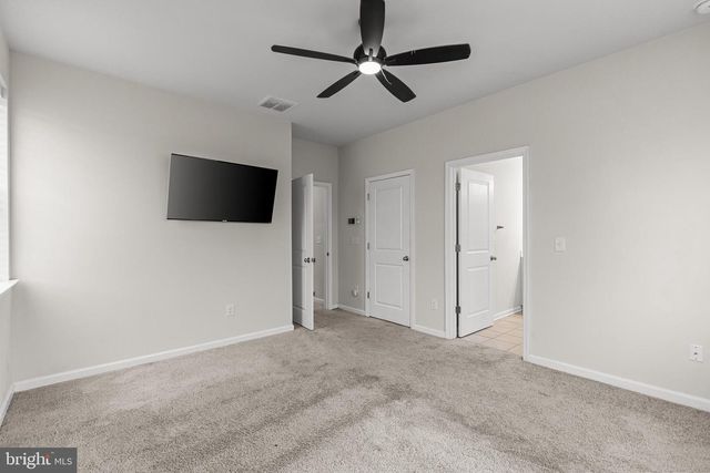 2 NAPLES LN, Mount Laurel, NJ 08054
