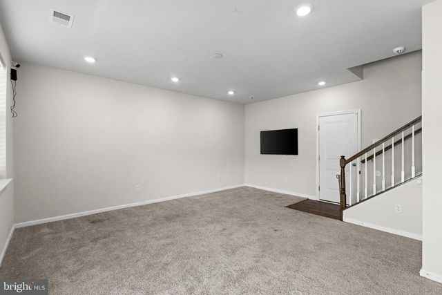 2 NAPLES LN, Mount Laurel, NJ 08054
