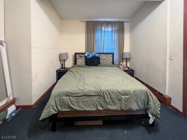 33 Cedar Aly, Phillipsburg Town, NJ 08865