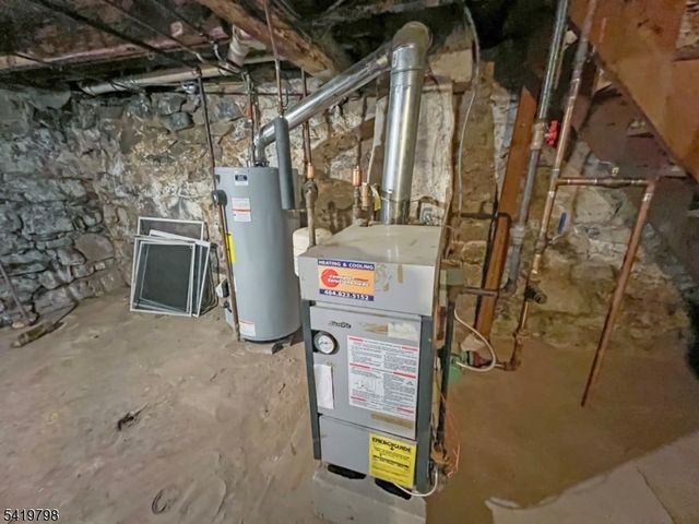 33 Cedar Aly, Phillipsburg Town, NJ 08865