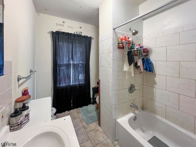 33 Cedar Aly, Phillipsburg Town, NJ 08865