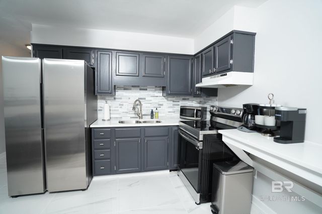 1118 W Beach Boulevard 8, Gulf Shores, AL 36542