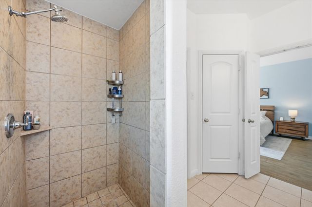 421 Foxcraft Drive, Fort Worth, TX 76131