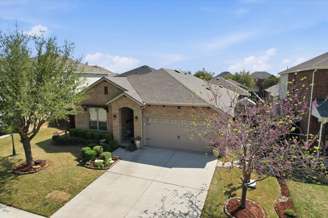 421 Foxcraft Drive, Fort Worth, TX 76131