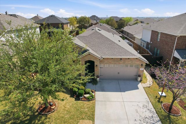 421 Foxcraft Drive, Fort Worth, TX 76131