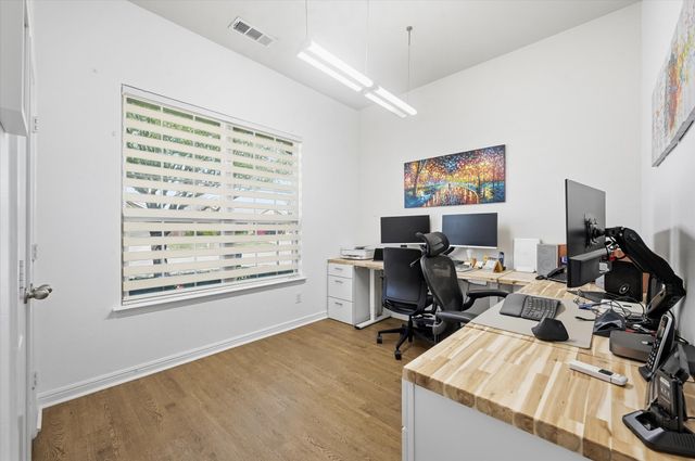 421 Foxcraft Drive, Fort Worth, TX 76131